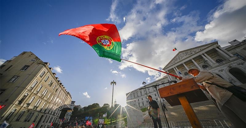 Greve geral pela revisão laboral