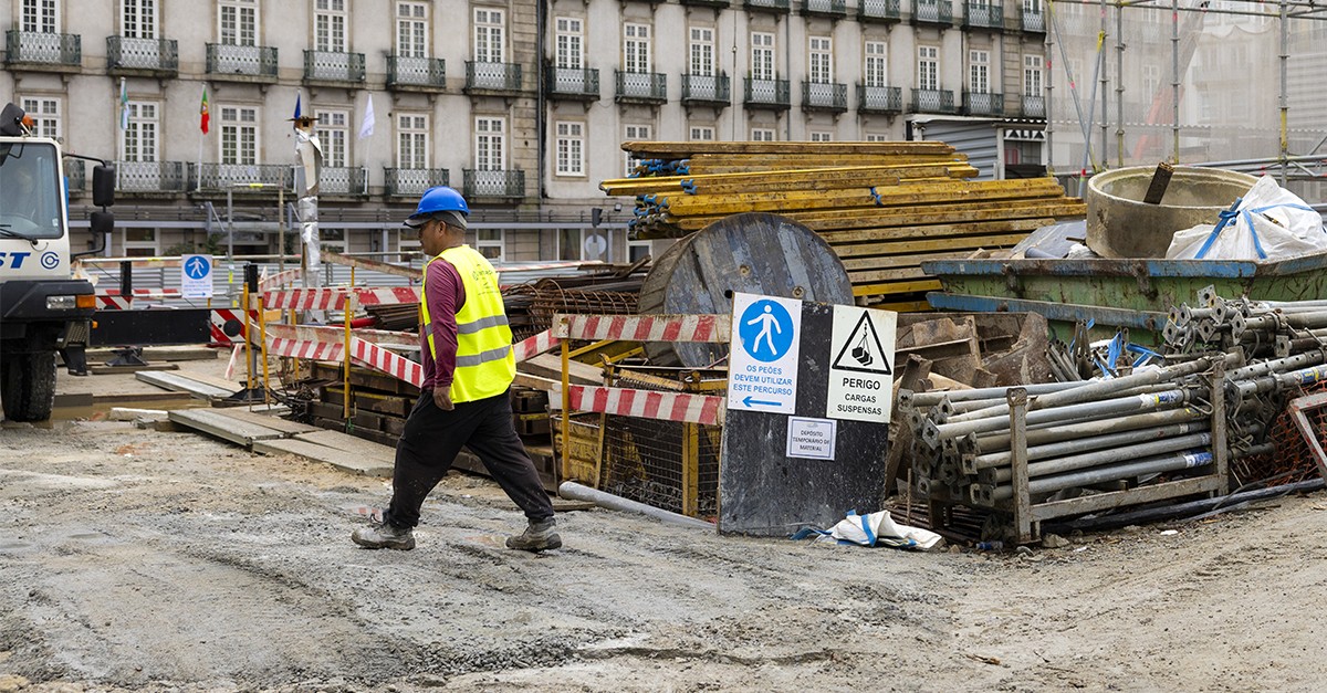 Mão de obra na construção