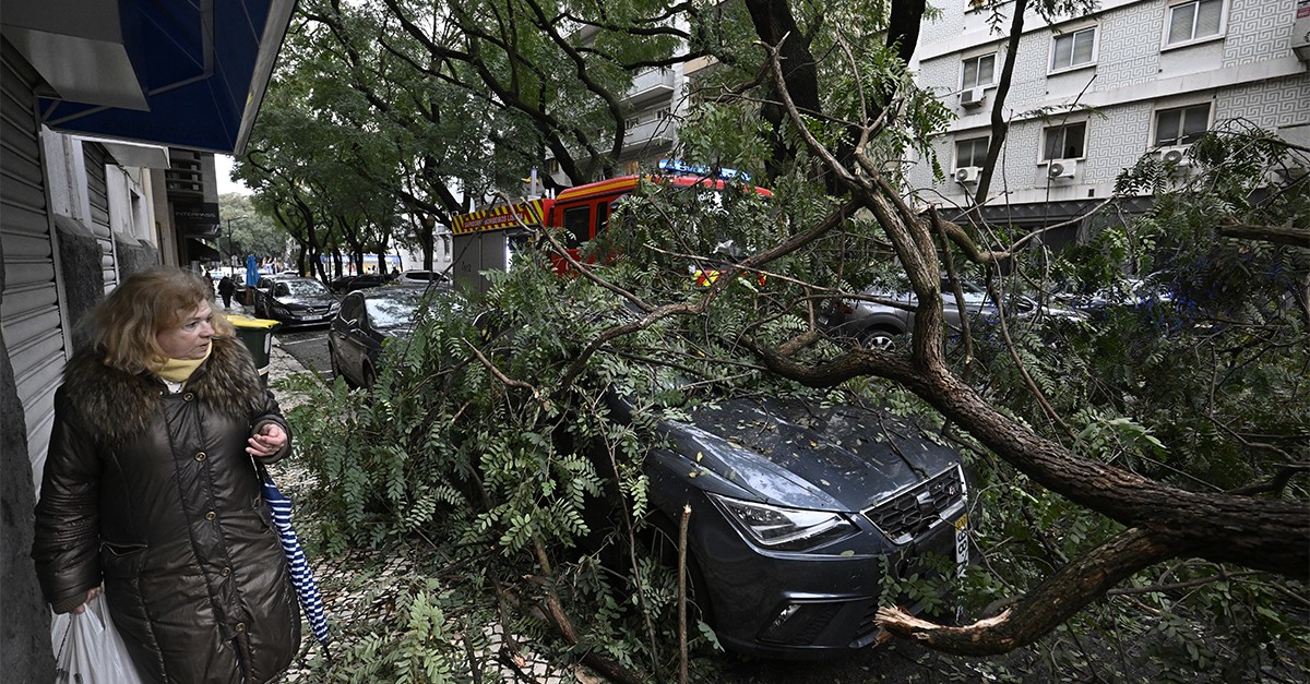 Estragos tempestade Kristin em Portugal