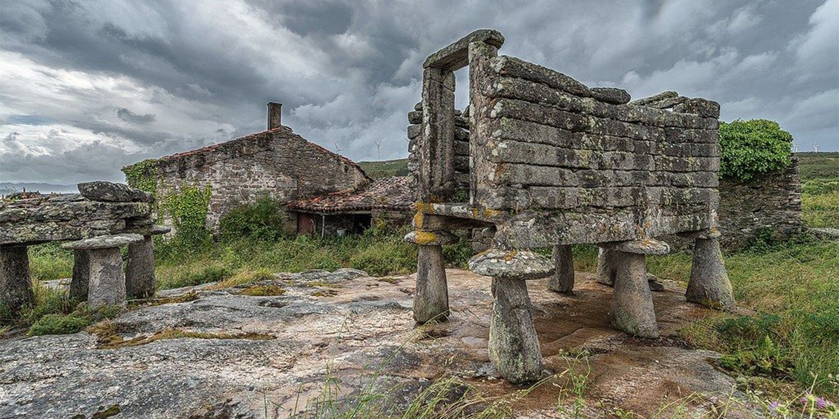 Aldeia abandonada Candelago