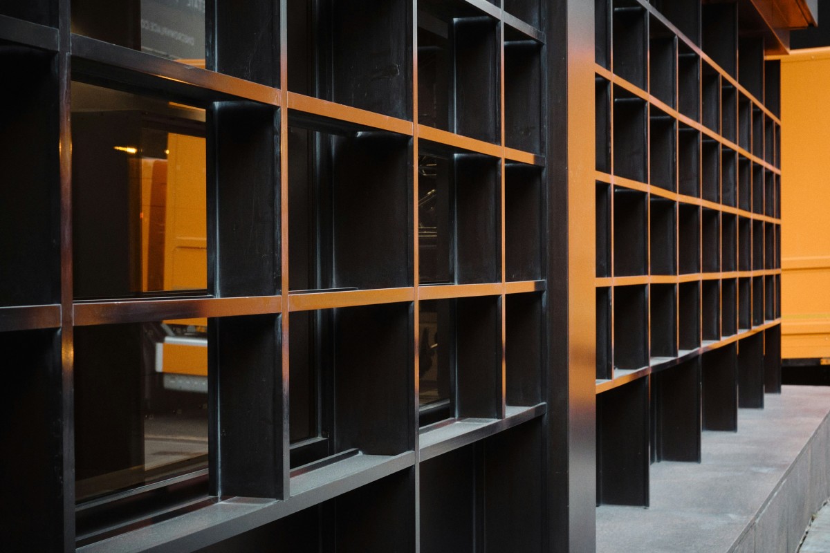 libreria bifacciale 