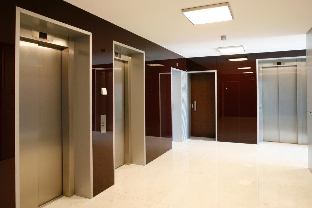 elevador no condomínio