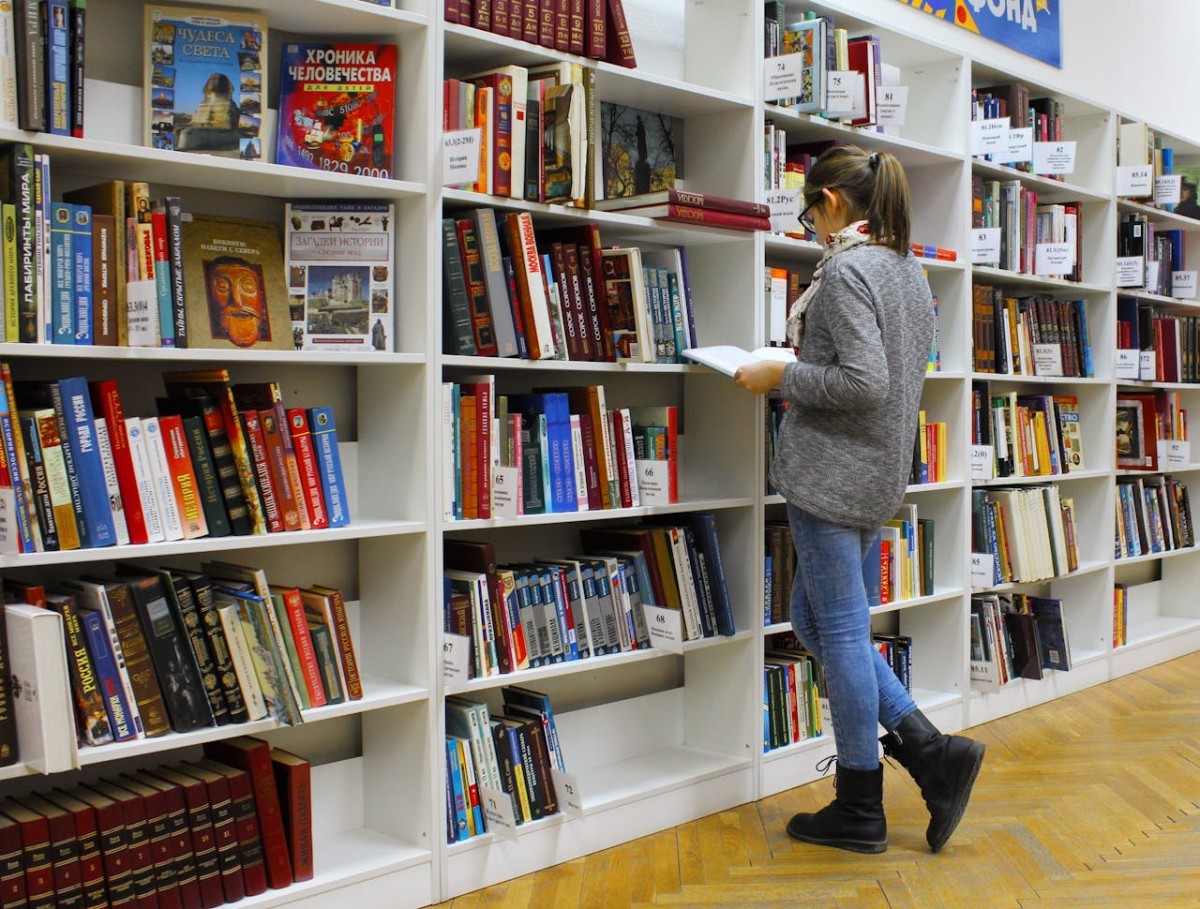 Faturas com livros no e-fatura