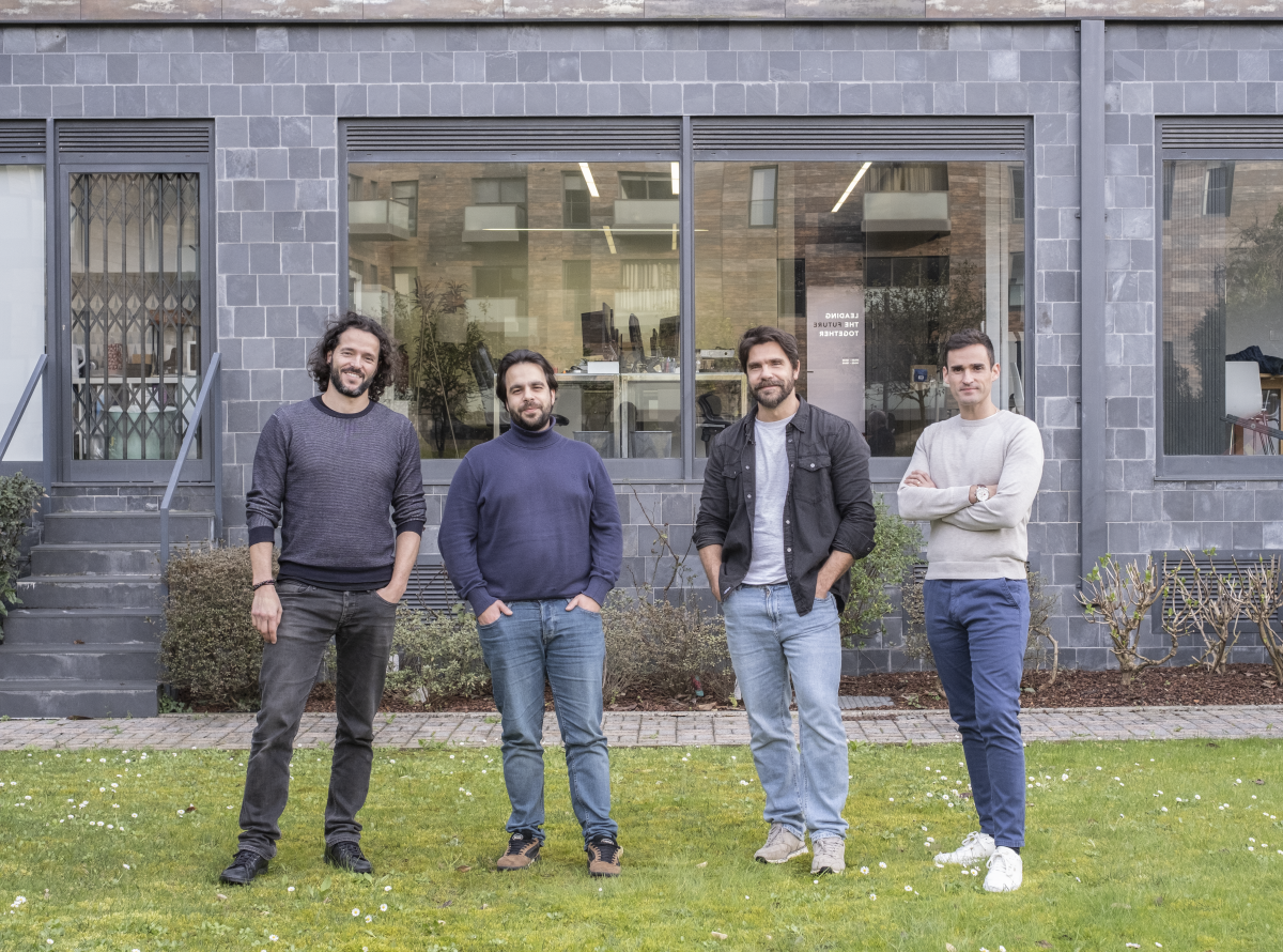 Administração do escritório no Porto