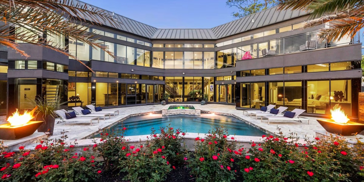 "Casa Darth Vader" 