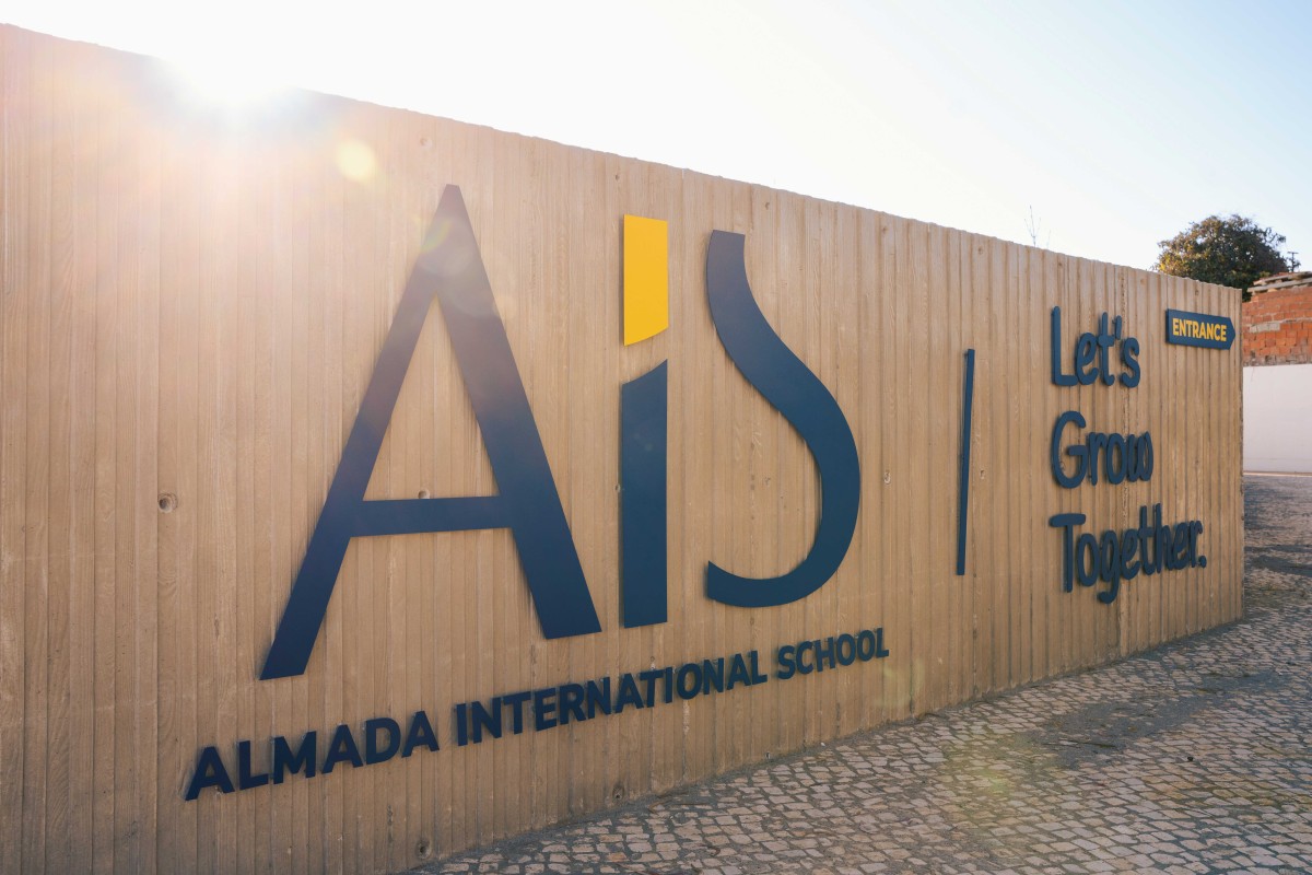 Almada International School 