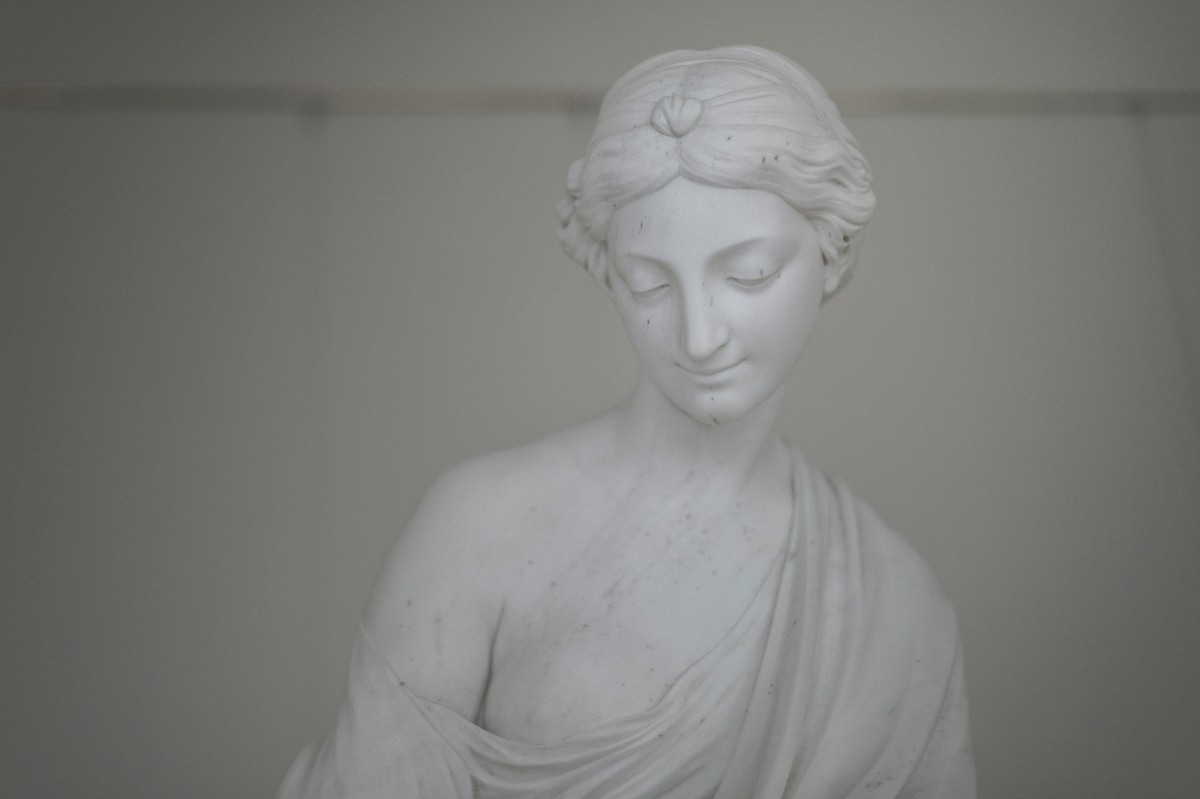 estátua grega
