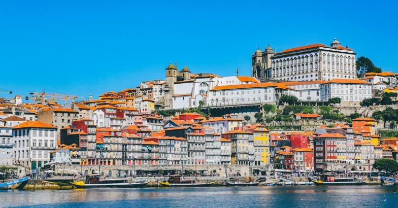How much money do you need to live in Portugal?