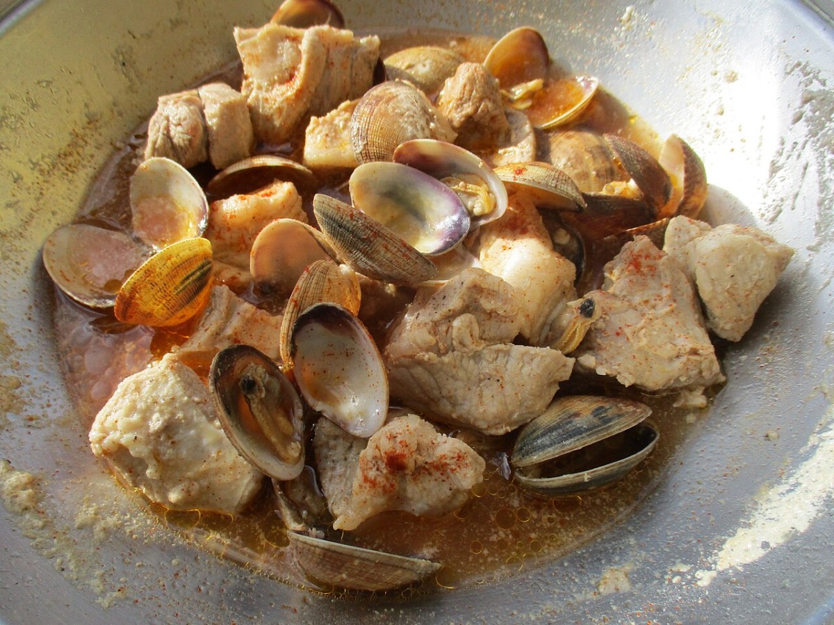 Carne de Porco à Alentejana