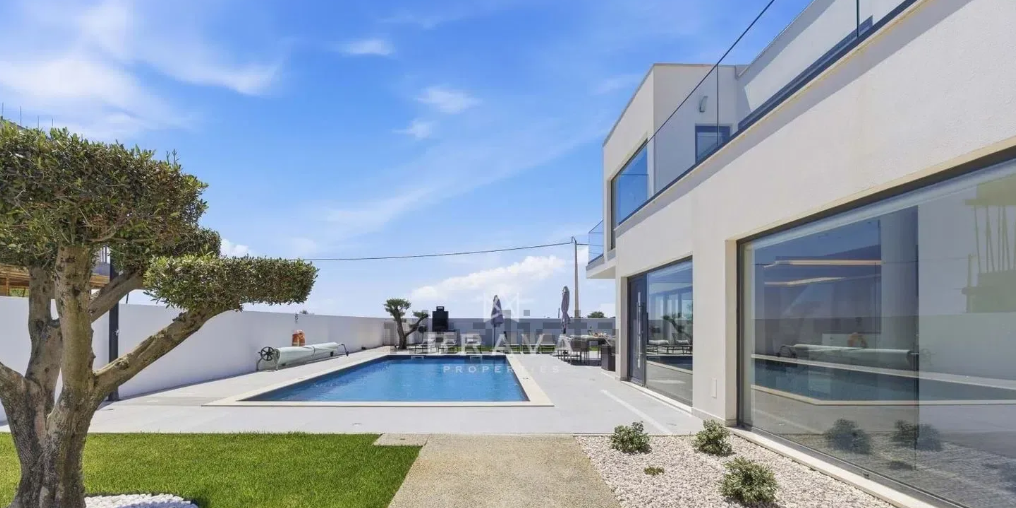 Casas com vista desafogada