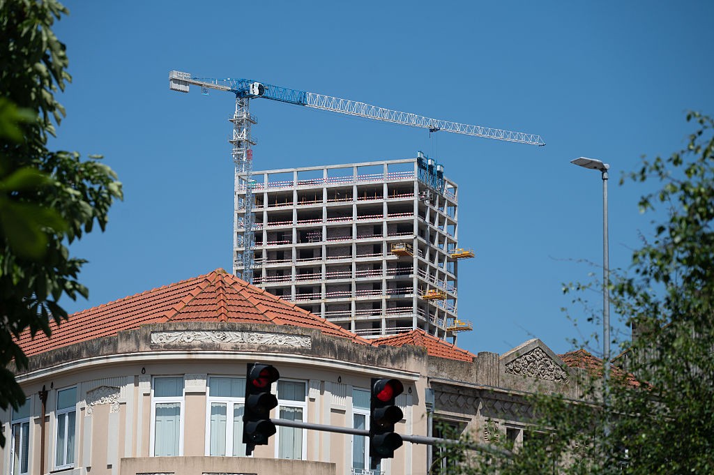 Construção de casas em Portugal