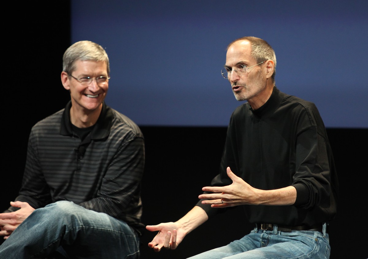 Tim Cook e Steve Jobs