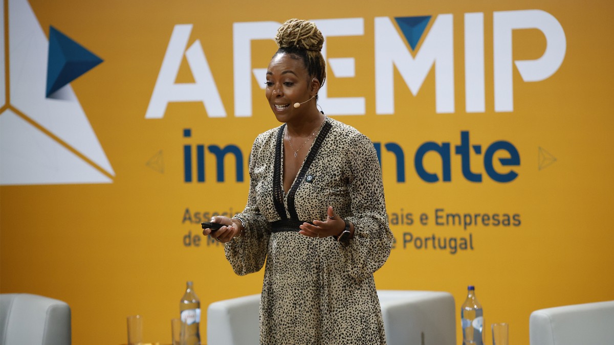 Kendall Bonner na Convenção APEMIP IMOCIONATE