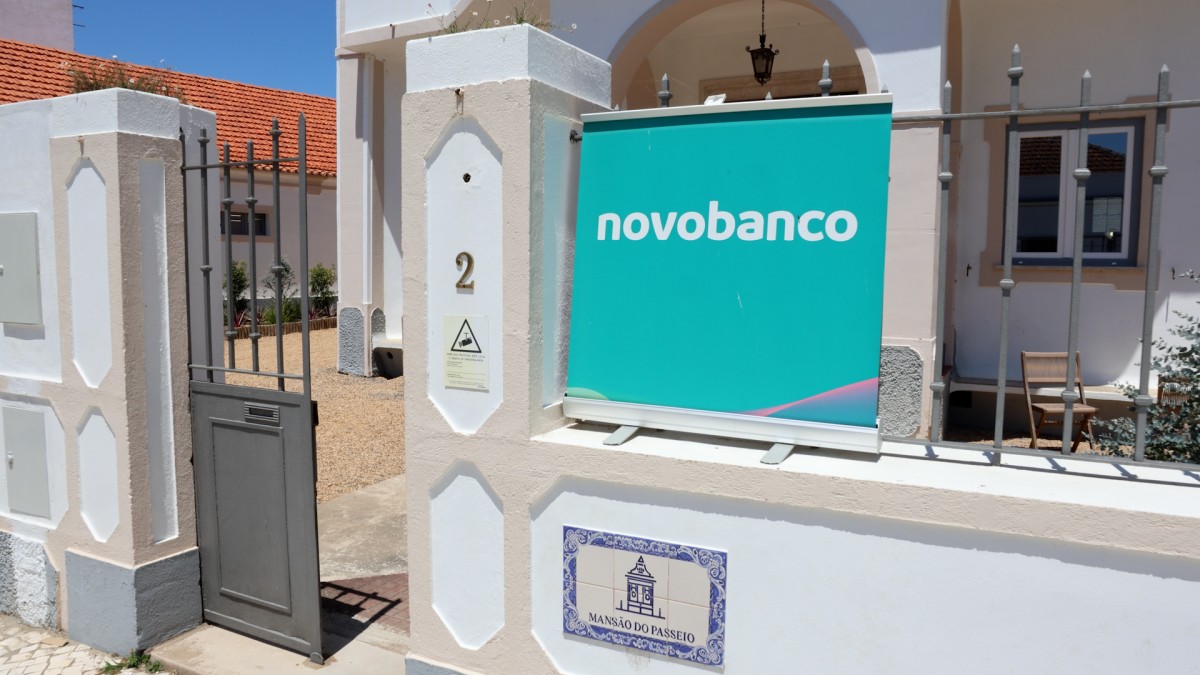 Balcão do Novo Banco na Mansão do Passeio