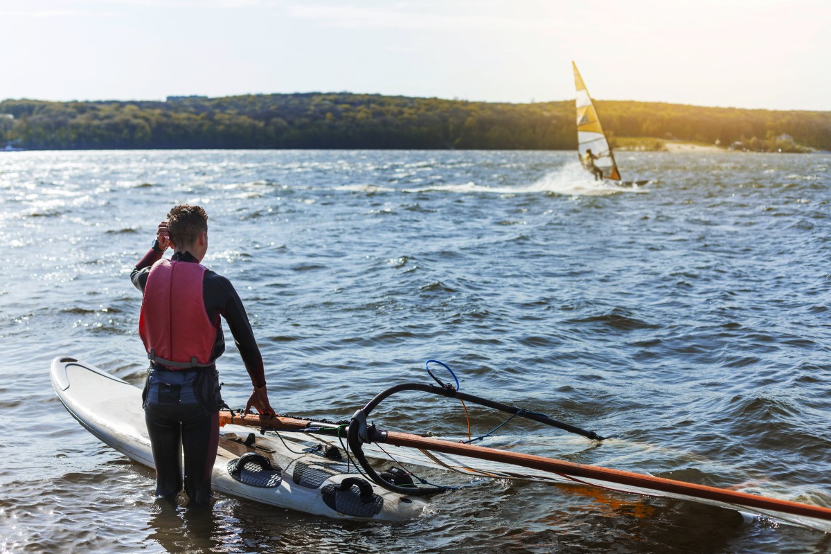 windsurf
