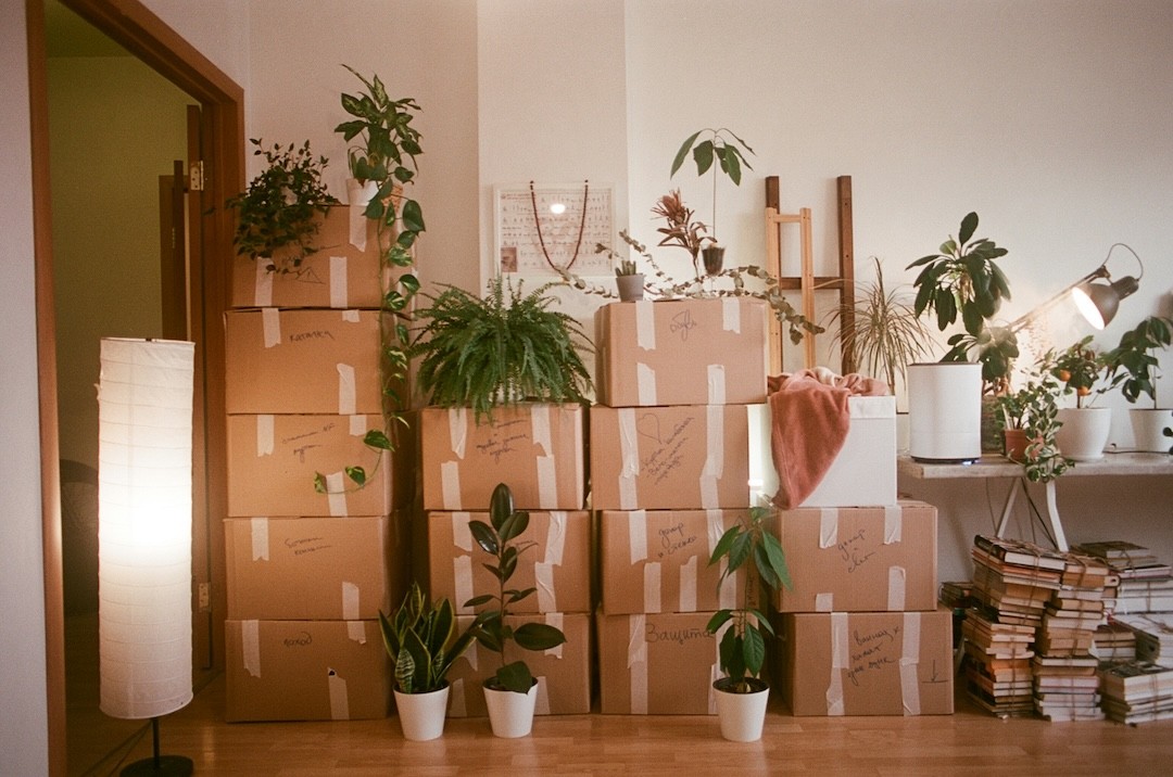 caixas de mudanças em casa