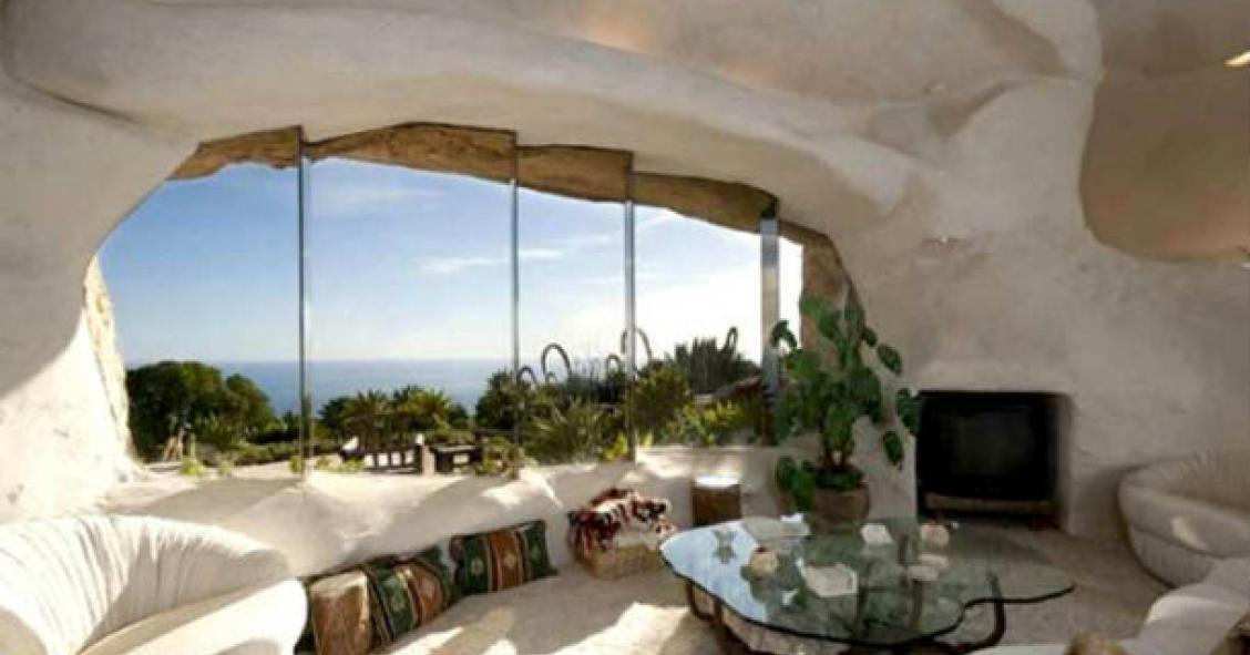 vende-se a casa dos flintstones... em tamanho real (fotos)