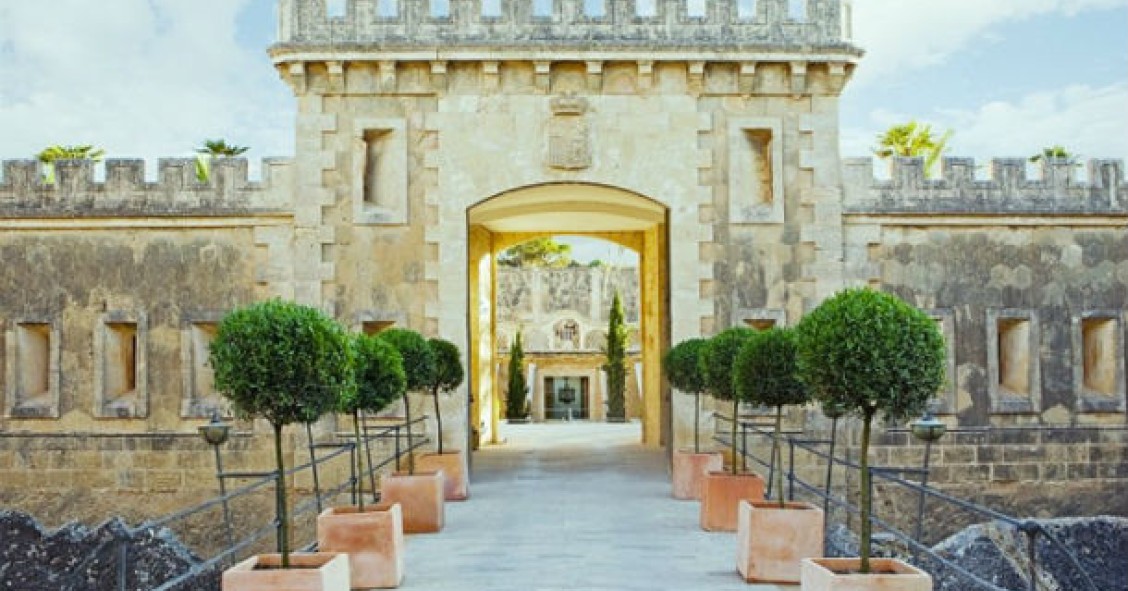 hotel cap rocat: de fortaleza a hotel de luxo com vista para o mediterrâneo em palma de maiorca (fotos) 
