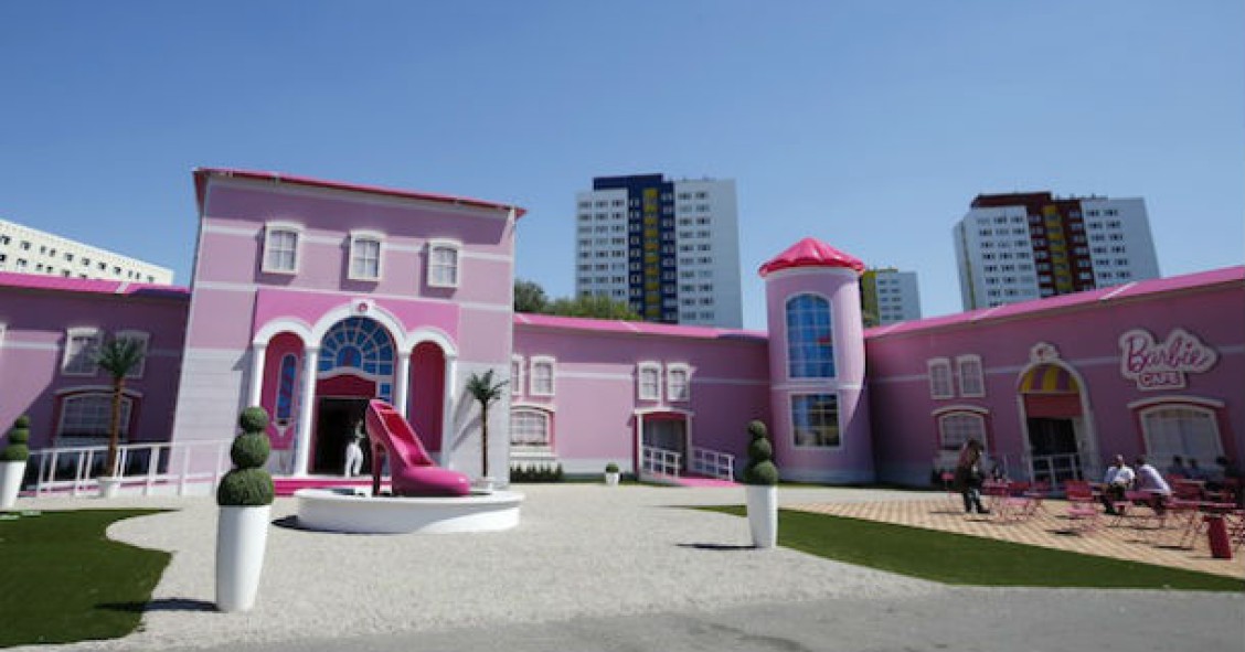 casa da barbie abre portas em berlim (fotos) 