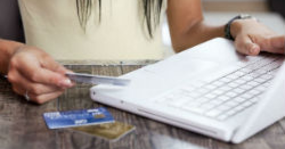 Hoje há descontos nas compras na internet