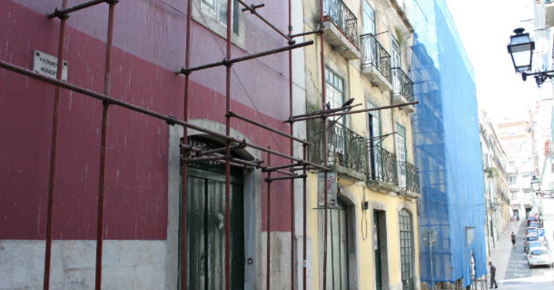 Sindicato da Construção critica Governo por não apostar na reabilitação urbana 