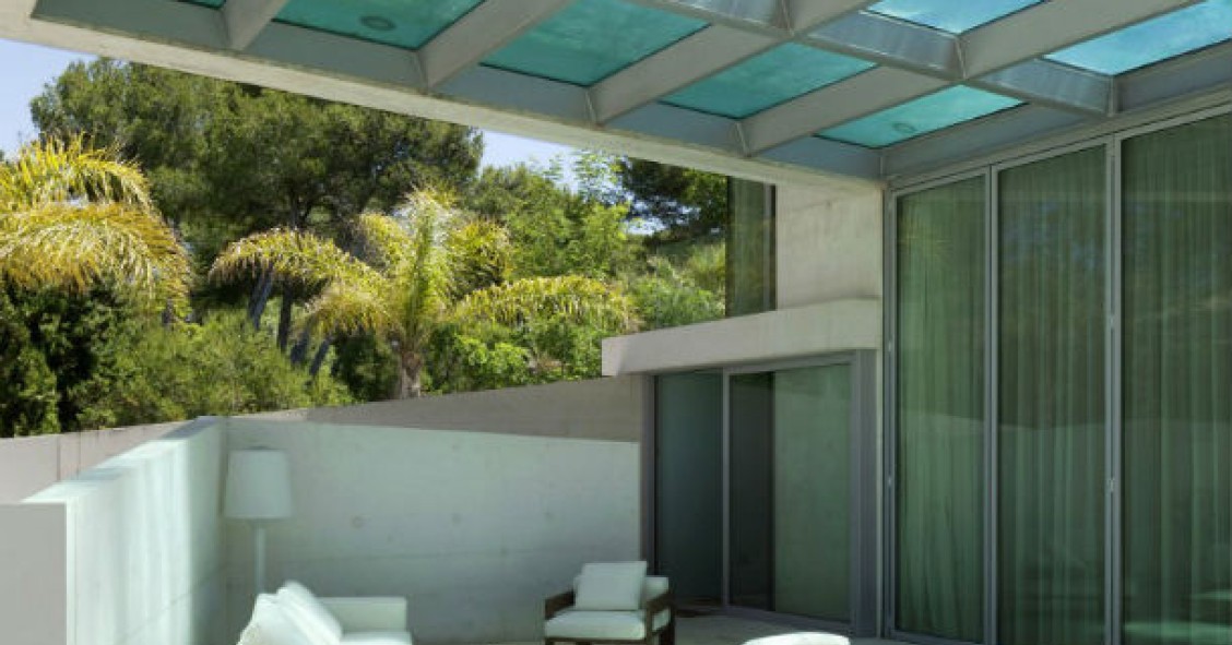 Casas de sonho: Mergulhar no telhado de uma mansão minimalista em Marbella (fotos)
