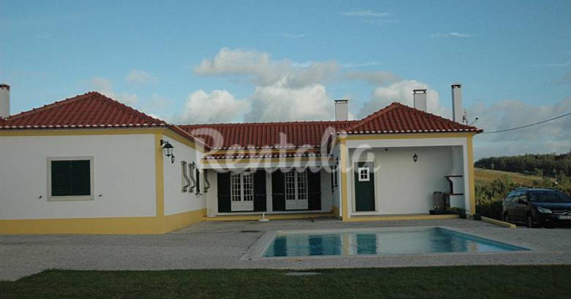 Casas de fim de semana: Relaxar à boleia do outono em Óbidos (fotos) 