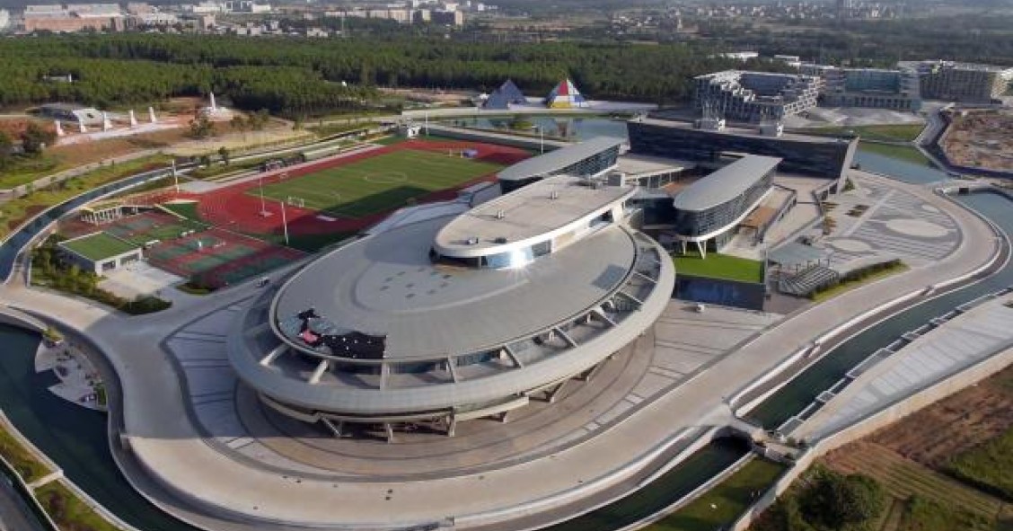 Um edifício com a forma de nave “Enterprise” de Star Trek? Um empresário chinês investe 145 milhões para construí-lo 