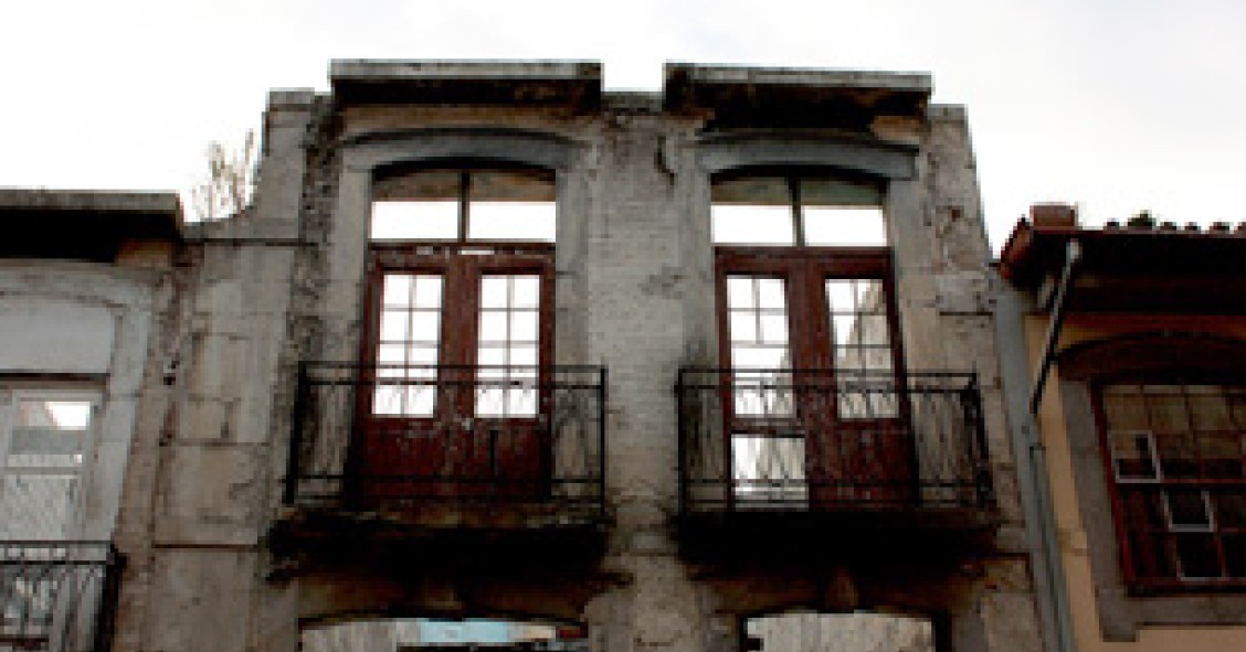 Municípios passam a ter acesso aos contratos de água e luz para cobrar IMI mais alto