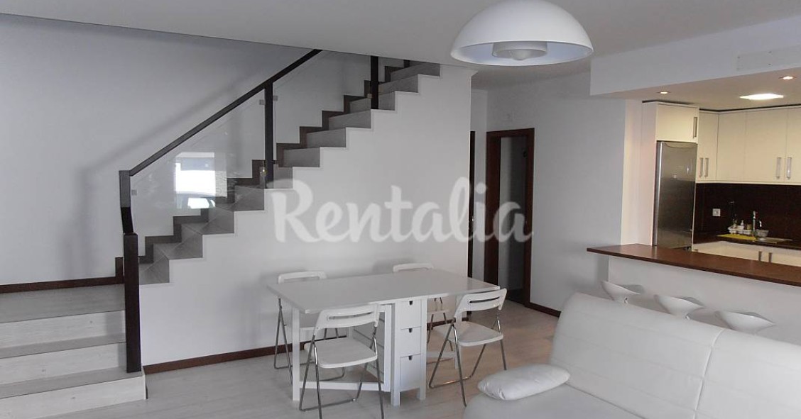 Casas de fim de semana: Passar dias de sonho numa vivenda moderna em Porto Covo 