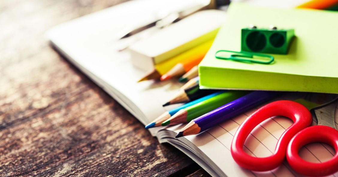 IRS: material escolar é dedutível... se for comprado na escola