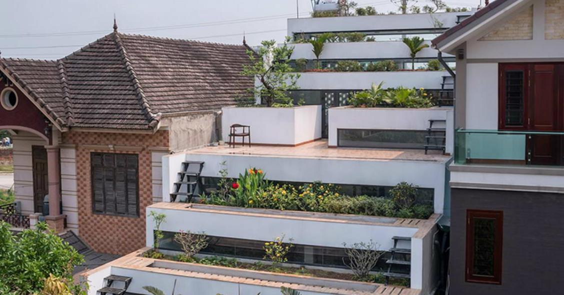 A espetacular casa com nove varandas "em escada" e com horta urbana autossuficiente 