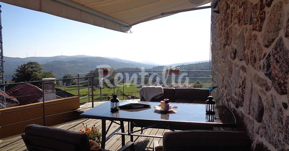 Casas de fim de semana: Desfrutar da paz de Trás os Montes numa casa de pedra na serra 