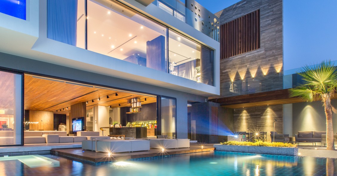 Casas de sonho: Viver num paraíso rodeado de luz e mar numa ilha artificial 