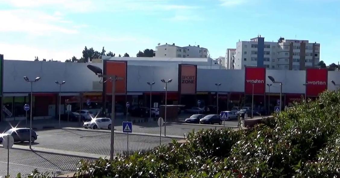 Sociedade do Bankinter e Sonae Sierra abre plano de compras com retail center de Portimão