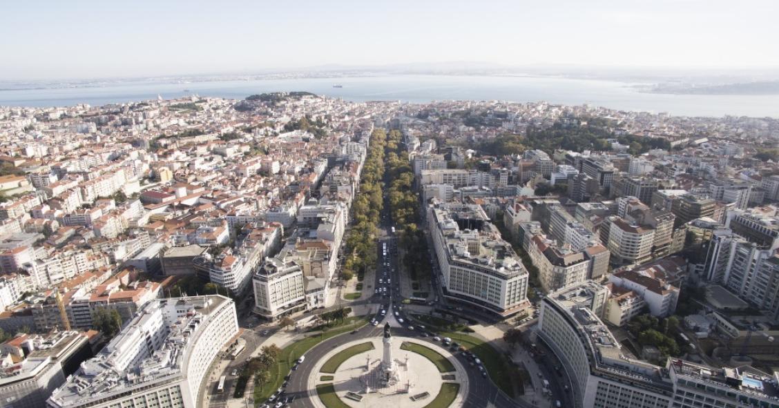 Há três edifícios de escritórios no centro da capital à procura de inquilinos 