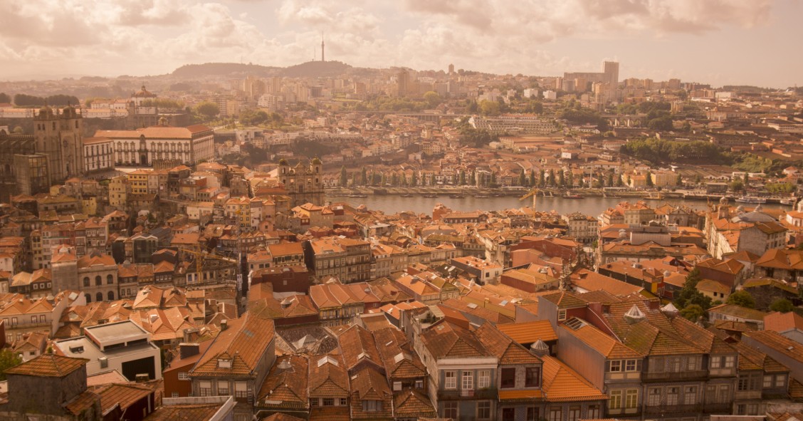 Receitas de IMI e IMT batem recordes à boleia de um ano “louco” no imobiliário 