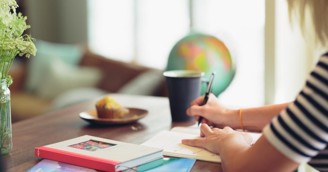 Guia para estudantes: como e quando preparar o orçamento para a universidade