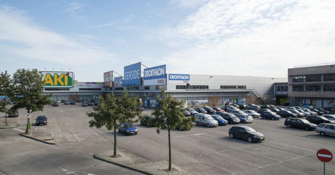 Retail parks portugueses comprados pela Mitiska REIM à Blackstone ficam sob gestão da CBRE