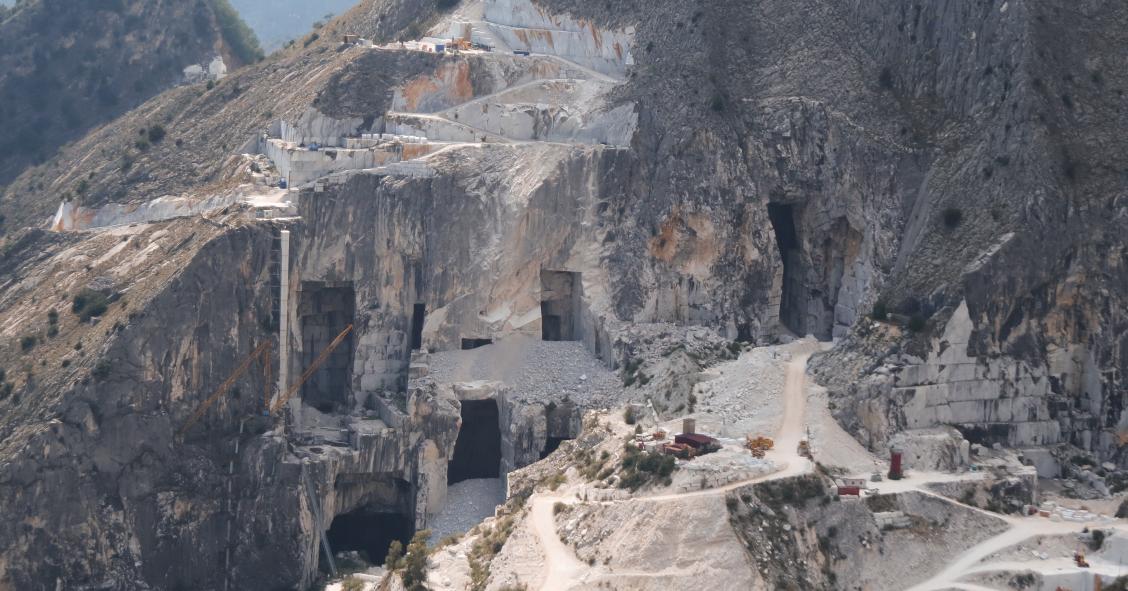 Todas as pedreiras em incumprimento estarão vedadas até ao final do ano