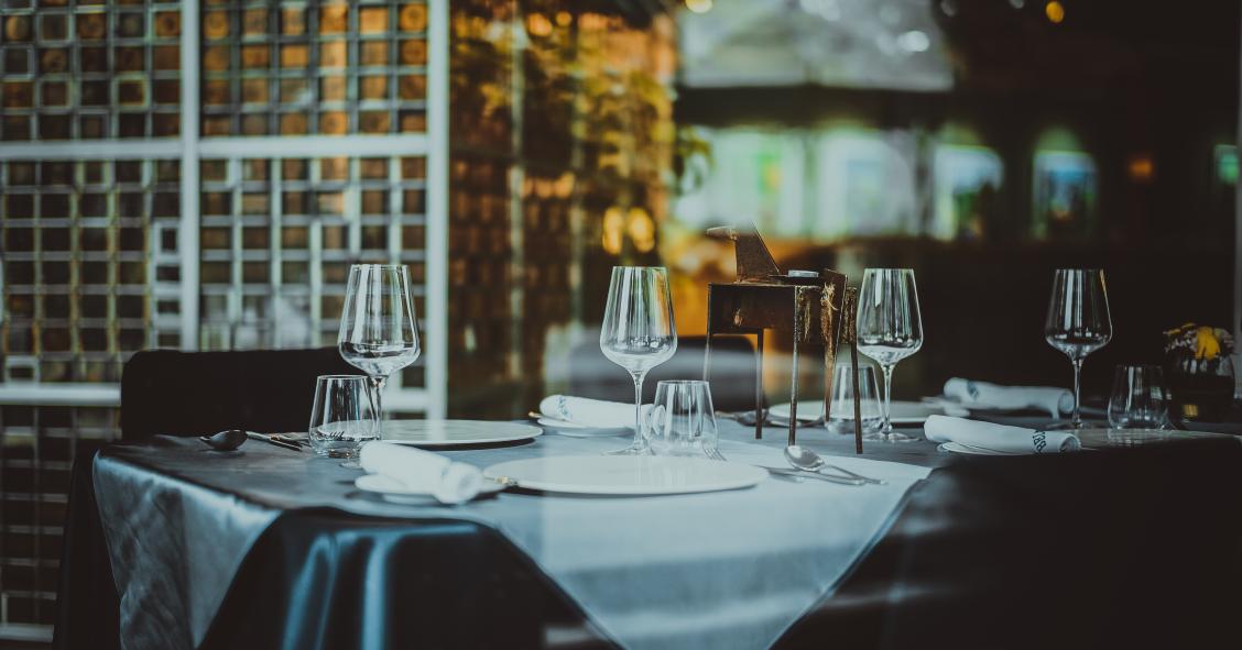 Rendas em atraso nos restaurantes e hotéis a fechar... os efeitos da pandemia na economia real