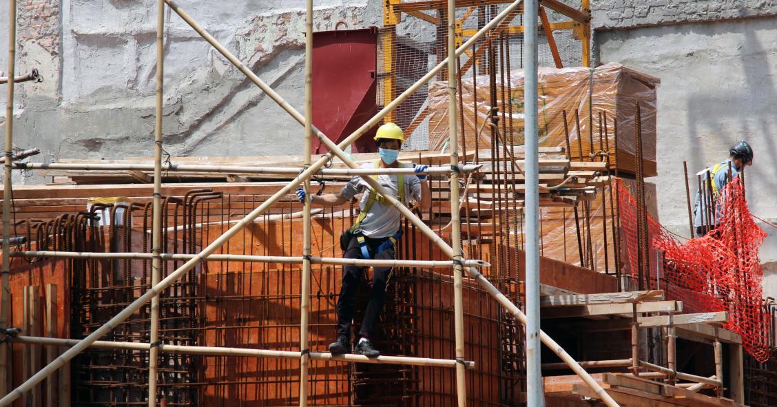 Custos de construção da habitação nova continuam a subir, mas menos