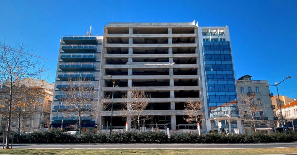 Fundo britânico paga 30 milhões à Sonangol por edifícios inacabados no Saldanha