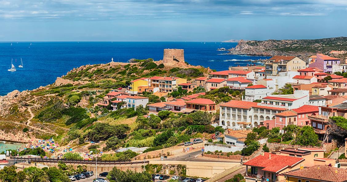 Casas por 1 euro como solução para reabilitar centros históricos: o projeto da Sardenha