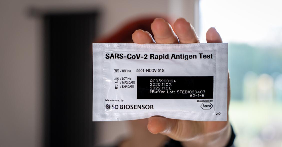 Venda de autotestes rápidos em supermercados