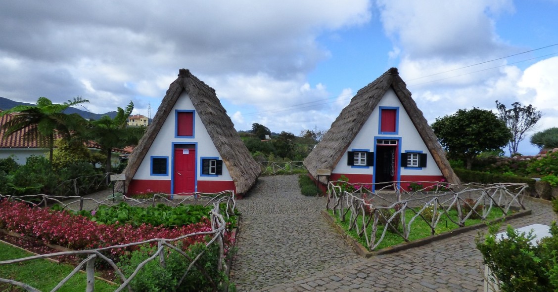 Casas de Santana Madeira