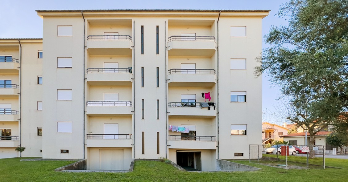 Apartamentos com garagem