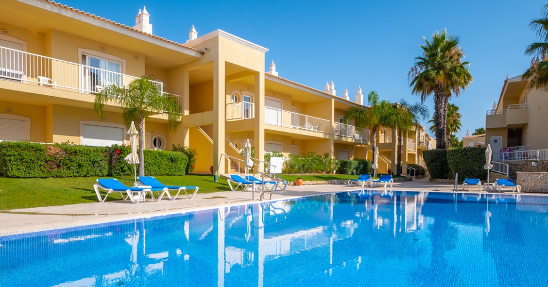 Moradias com piscina