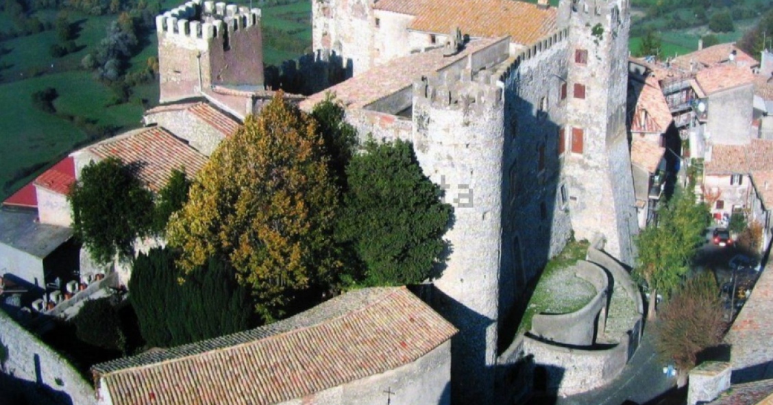 castelos à venda