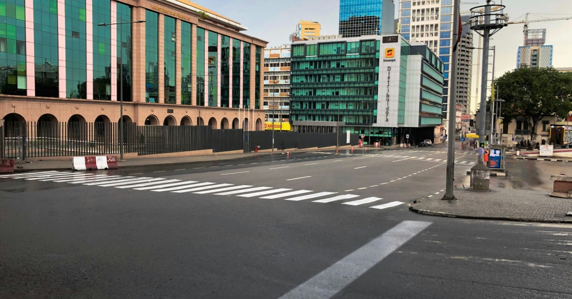 Mediação imobiliária em Angola